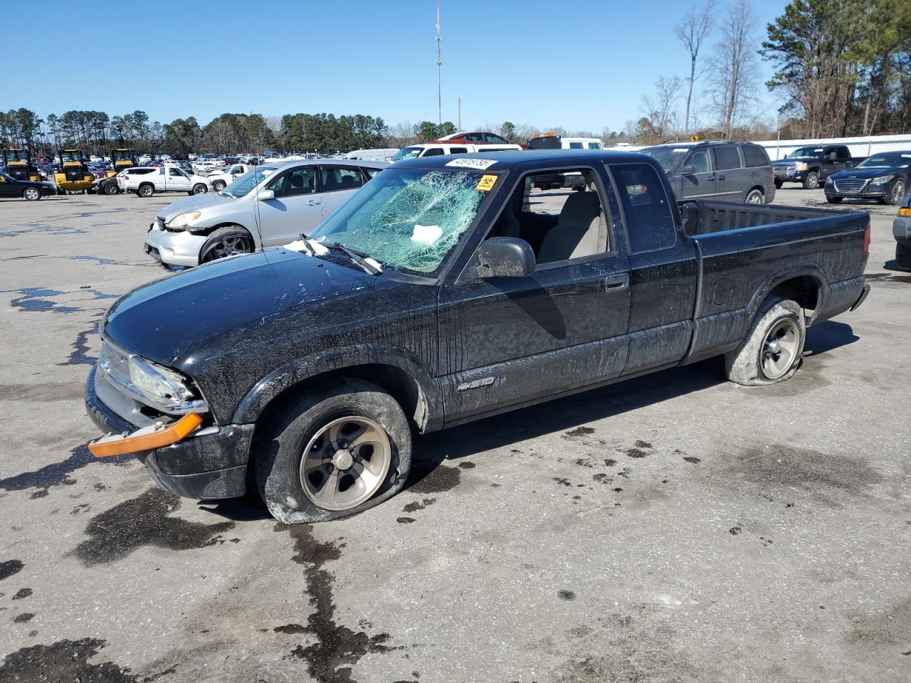 2002 Chevrolet S-10 Pickup - Image 1