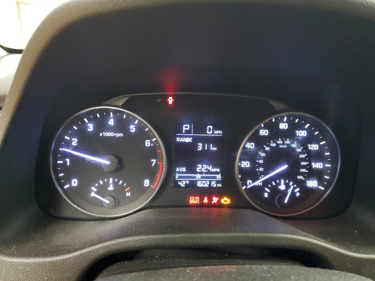 2017 Hyundai Elantra - Image 9