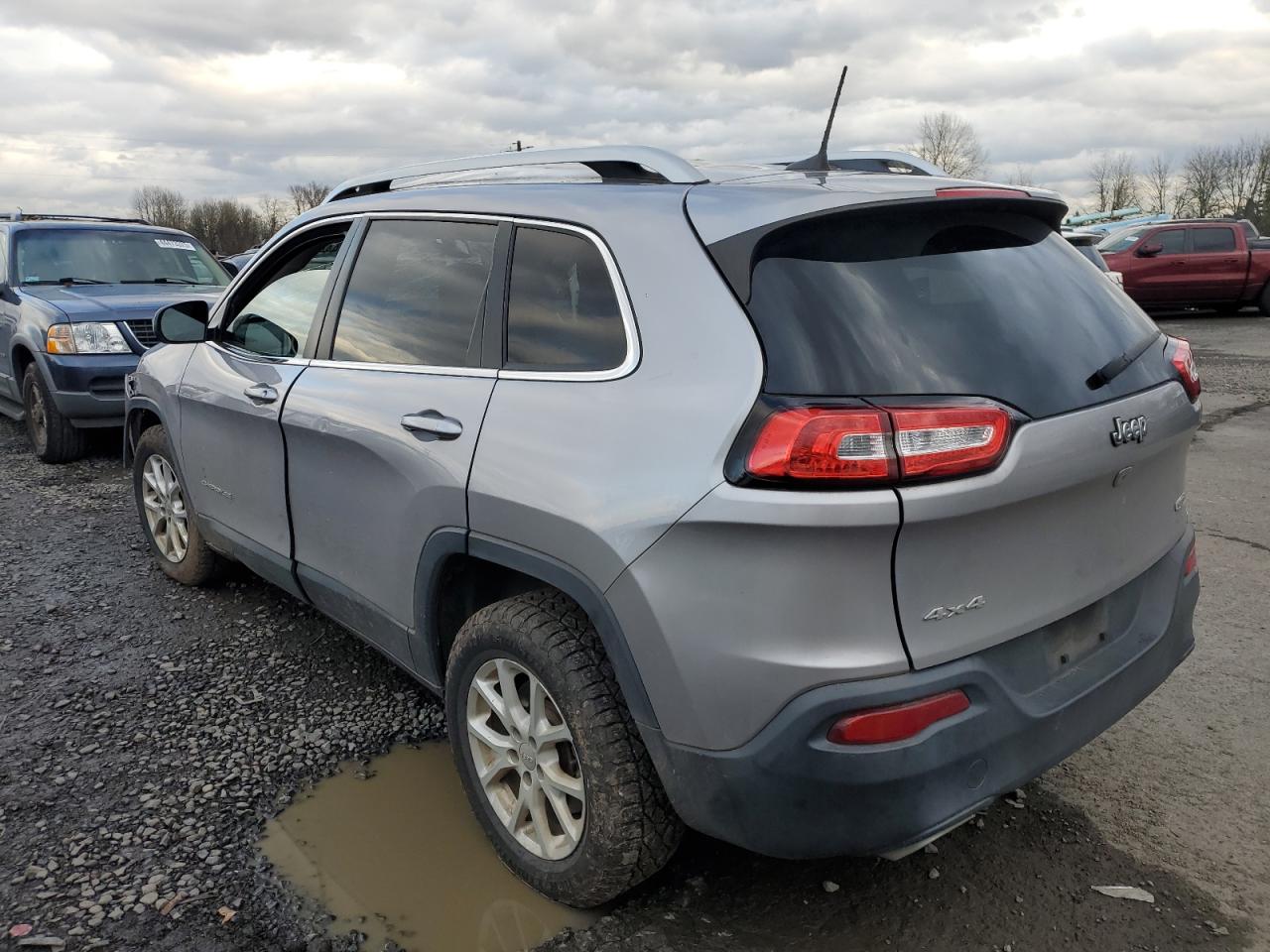 2018 Jeep Grand Cherokee - Image 2