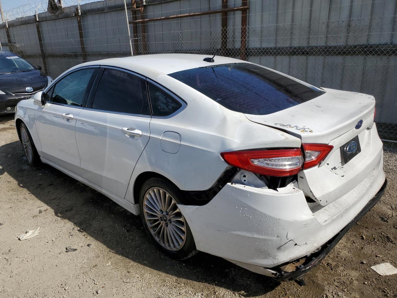 2014 Ford Fusion - Image 2