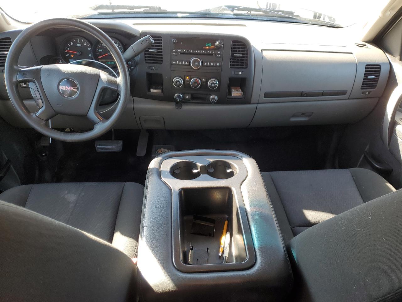 2011 GMC Sierra - Image 8