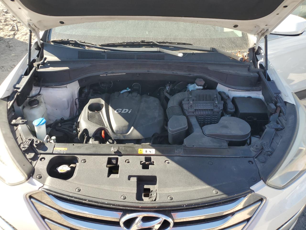 2014 Hyundai Santa Fe - Image 12