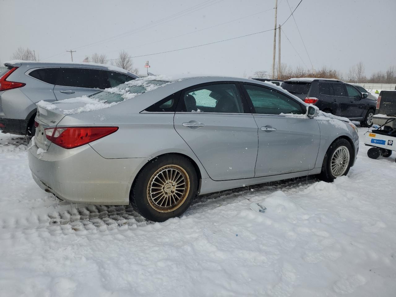 2011 Hyundai Sonata - Image 3