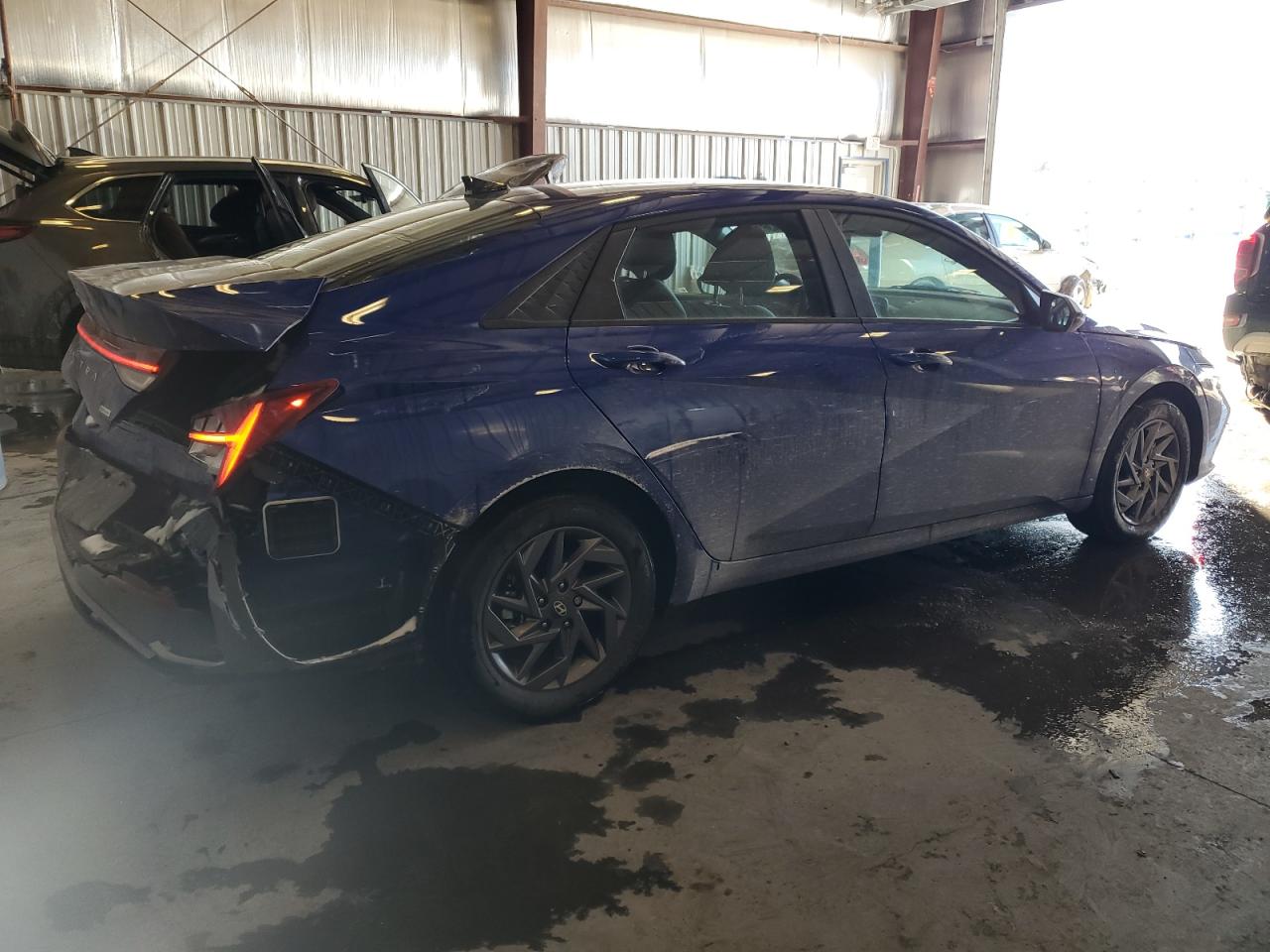 2024 Hyundai Elantra - Image 3