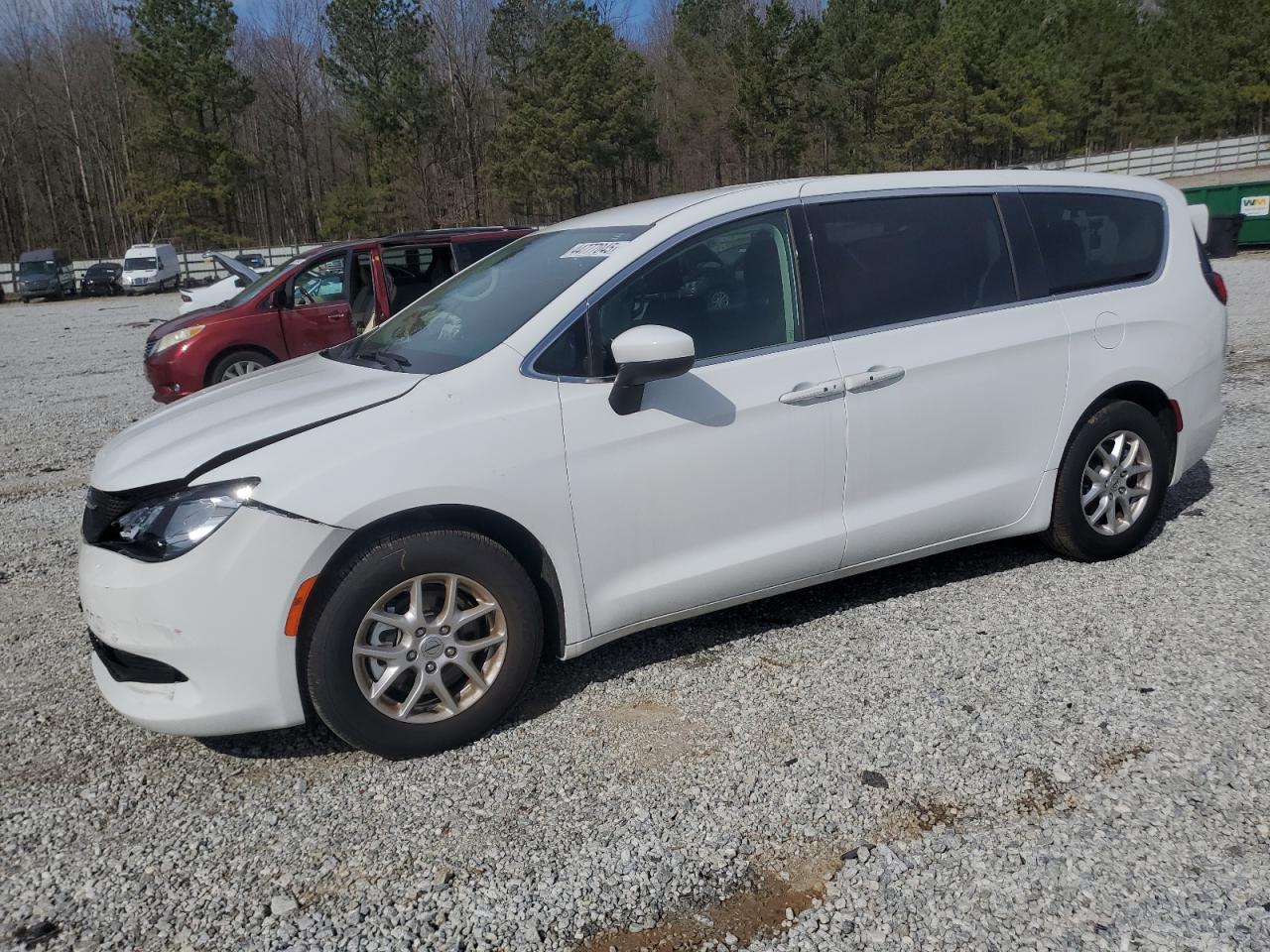 2023 Chrysler Voyager Lx for Sale in Gainesville, GA - Front End