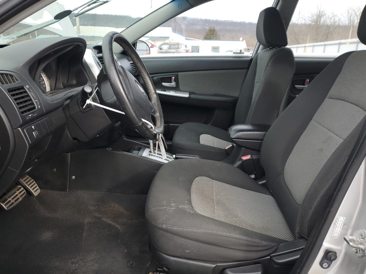 2008 Kia Spectra - Image 7