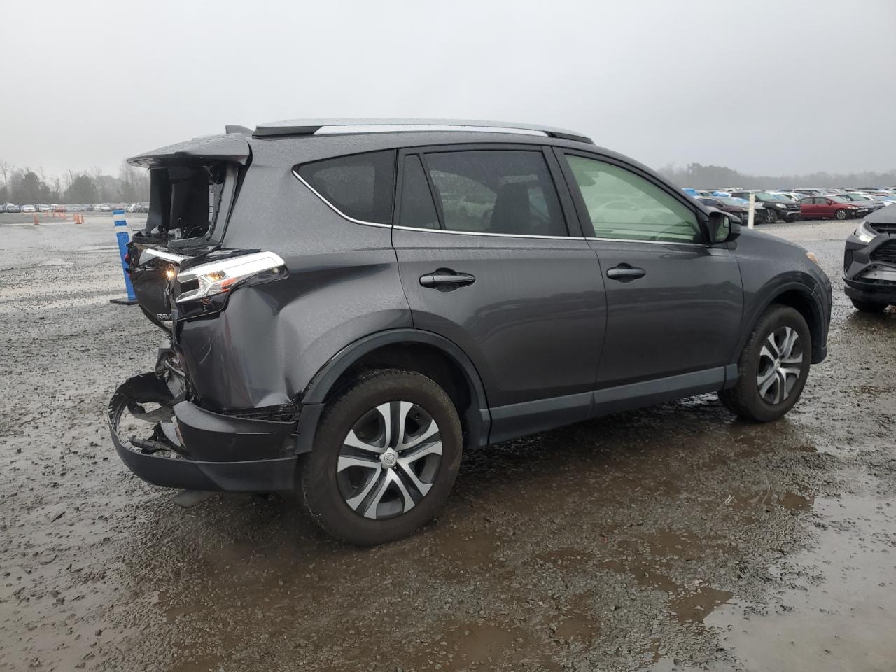 2018 Toyota RAV 4 - Image 3
