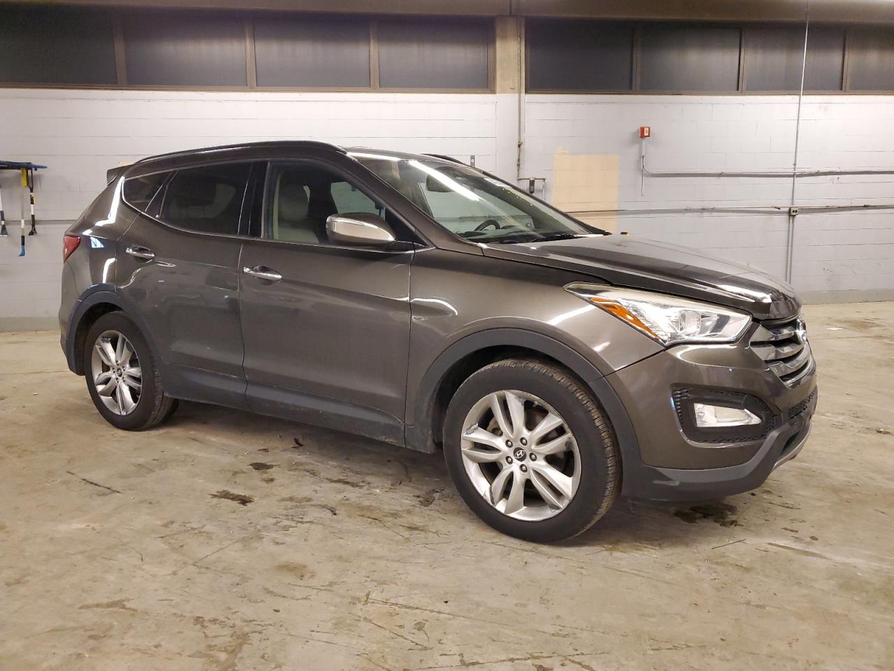 2013 Hyundai Santa Fe - Image 4