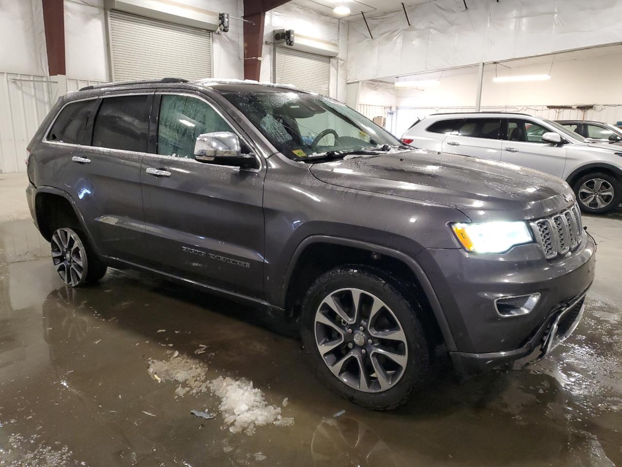 2018 Jeep Grand Cherokee - Image 4
