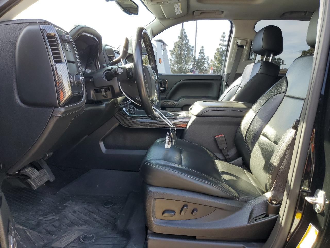 2018 Chevrolet Silverado - Image 7