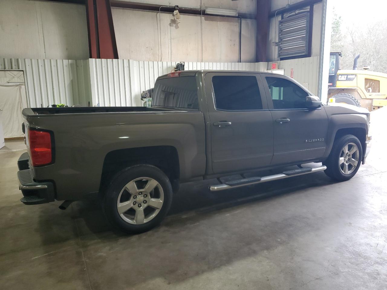 2015 Chevrolet Silverado - Image 3