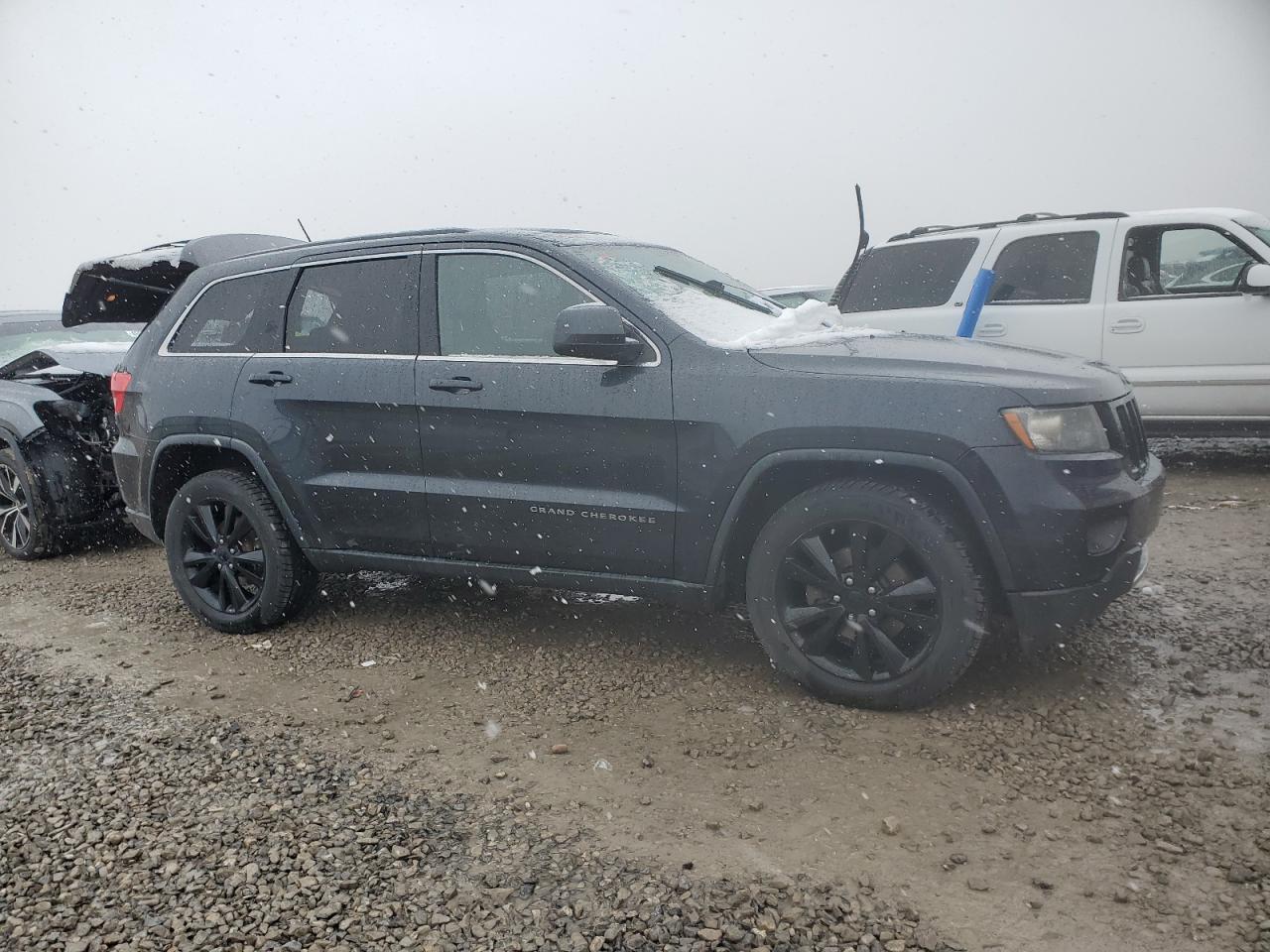 2012 Jeep Grand Cherokee - Image 4