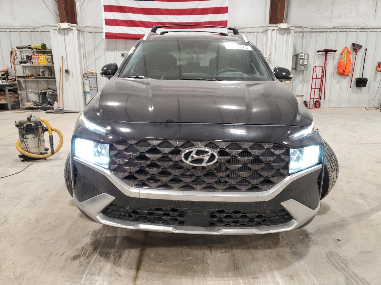 2022 Hyundai Santa Fe - Image 5
