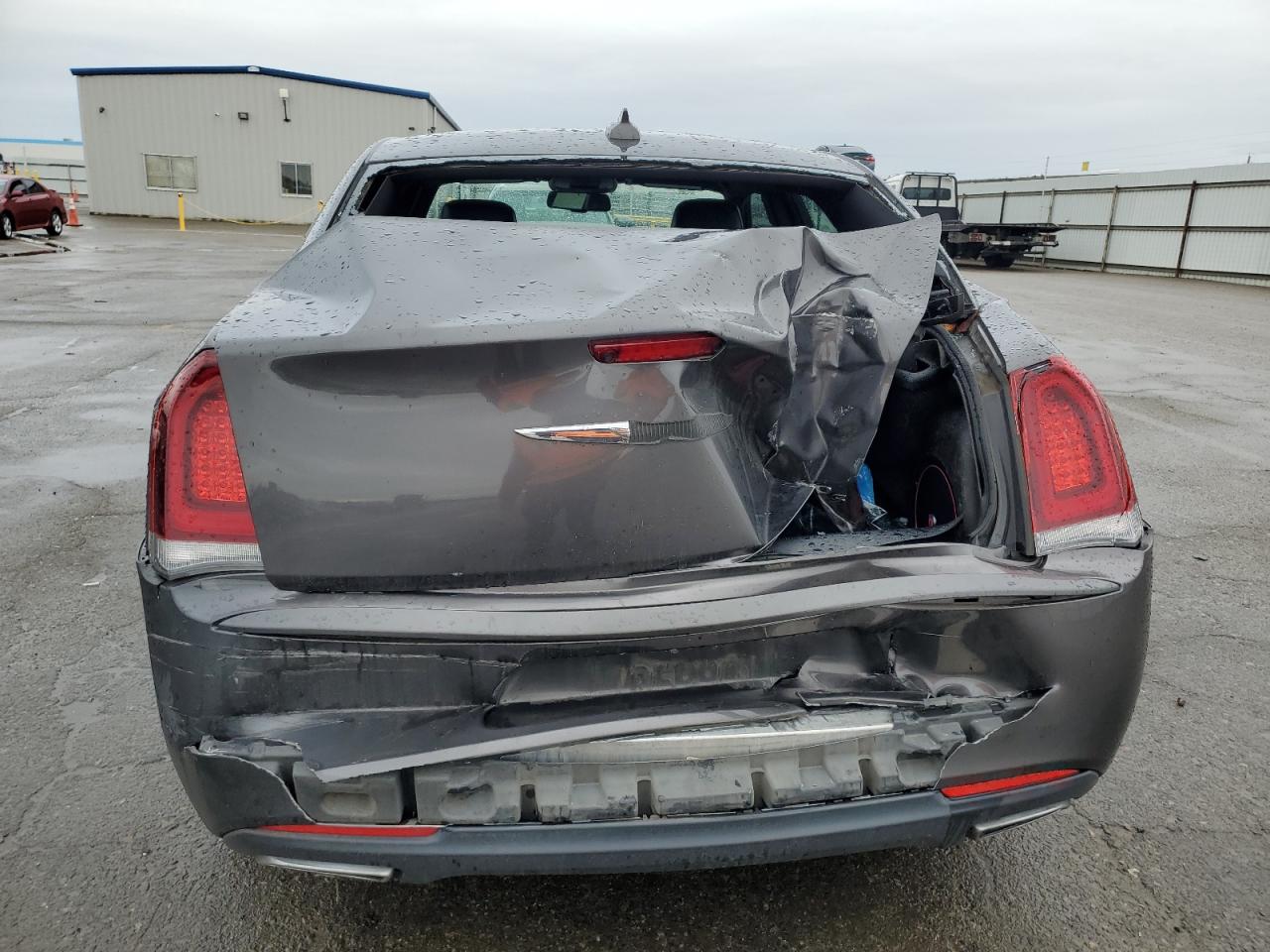 2015 Chrysler 300 - Image 6