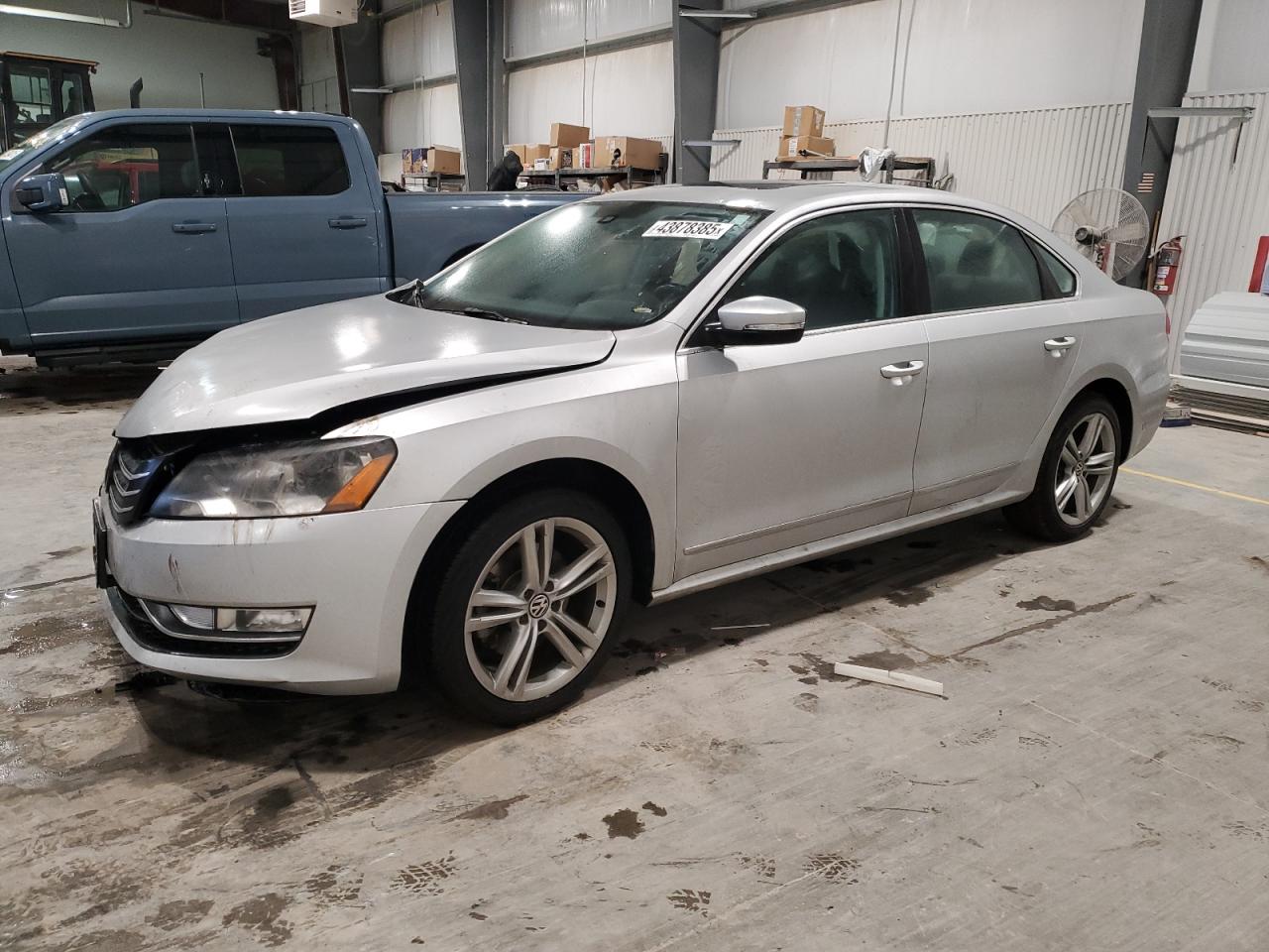 2015 Volkswagen Passat - Image 1