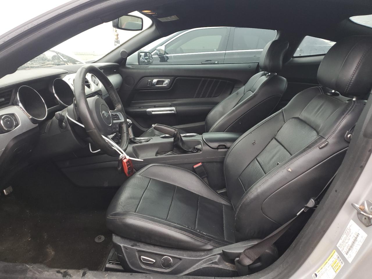 2016 Ford Mustang - Image 7