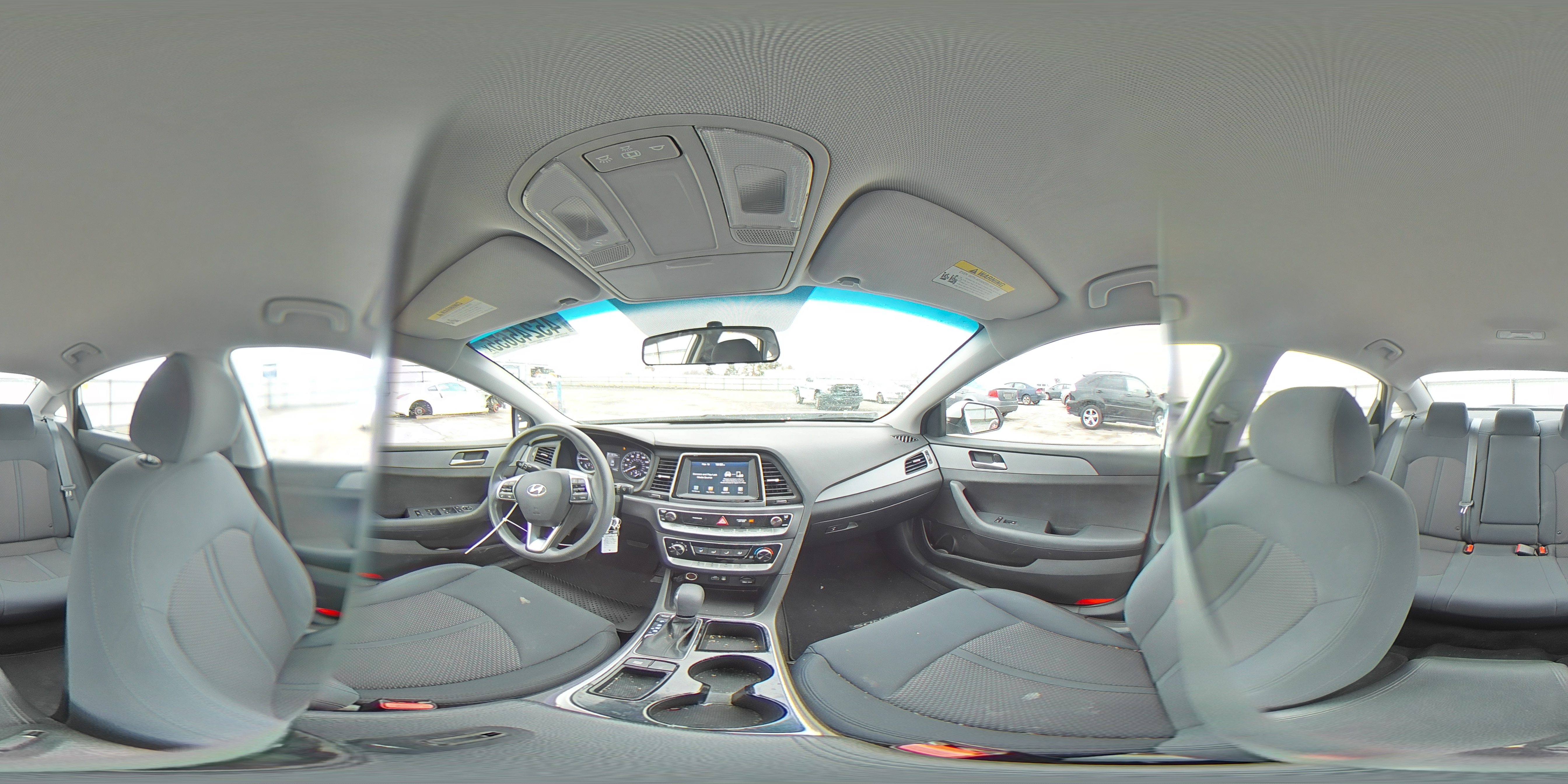 2018 Hyundai Sonata - Image 13