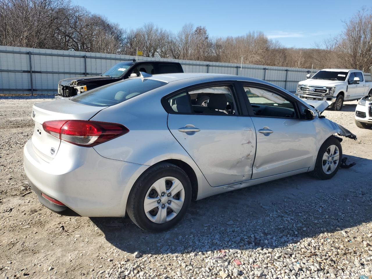 2017 Kia Forte - Image 3