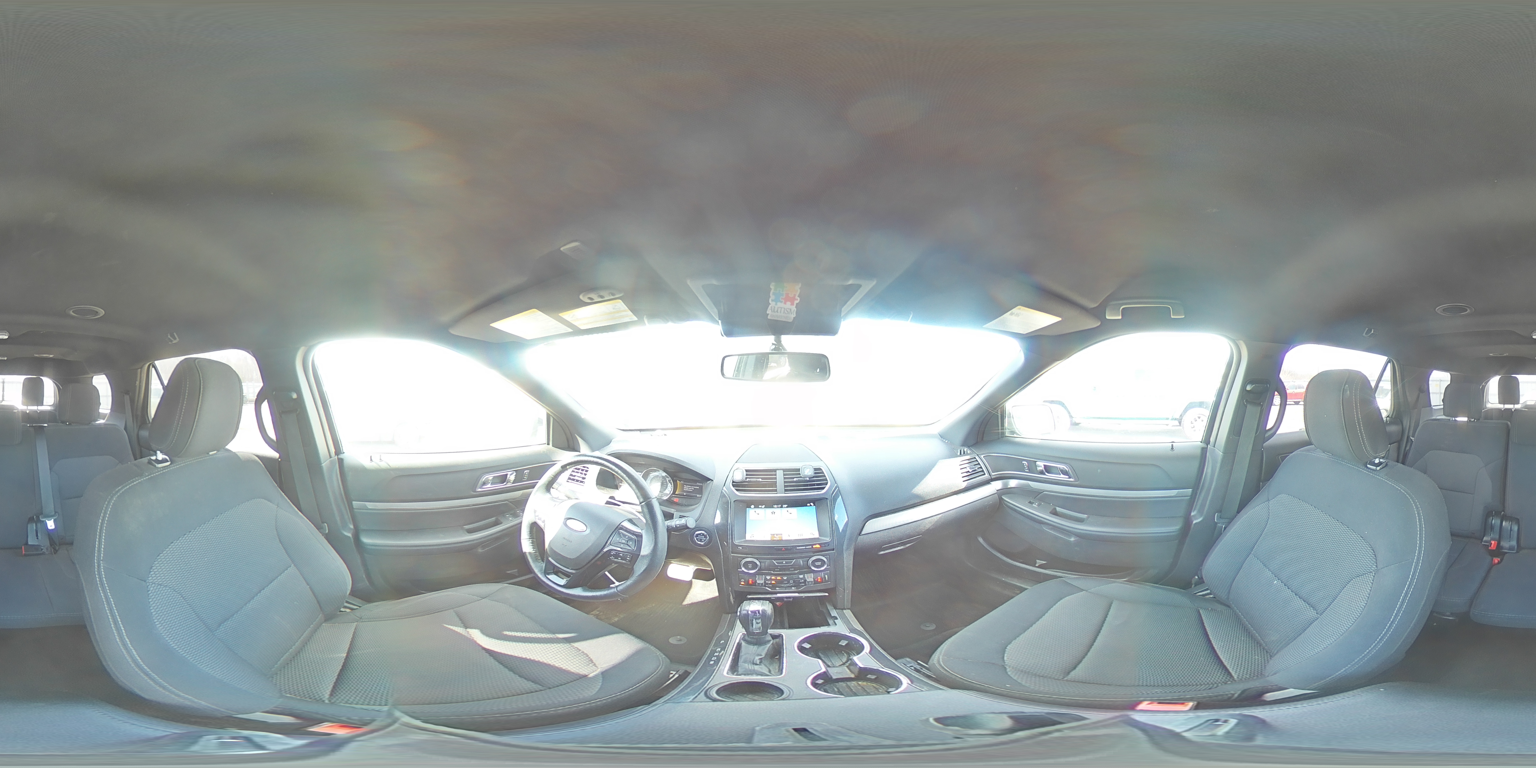 2018 Ford Explorer - Image 14