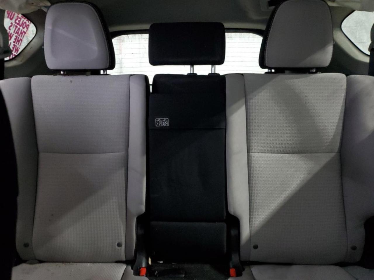 2018 Toyota RAV 4 - Image 10