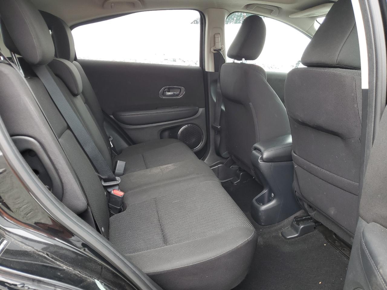 2017 Honda HR-V - Image 11