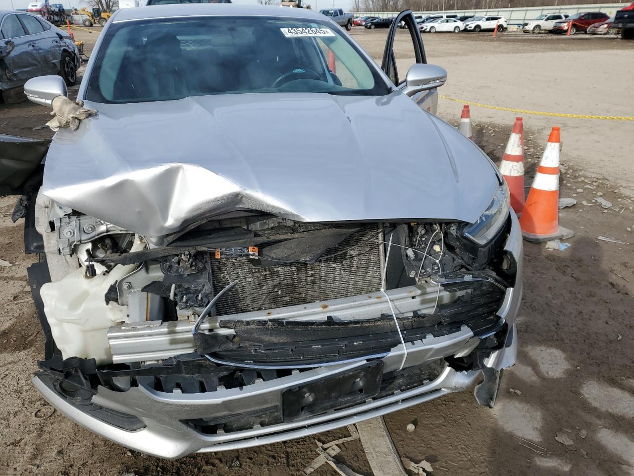 2014 Ford Fusion - Image 12