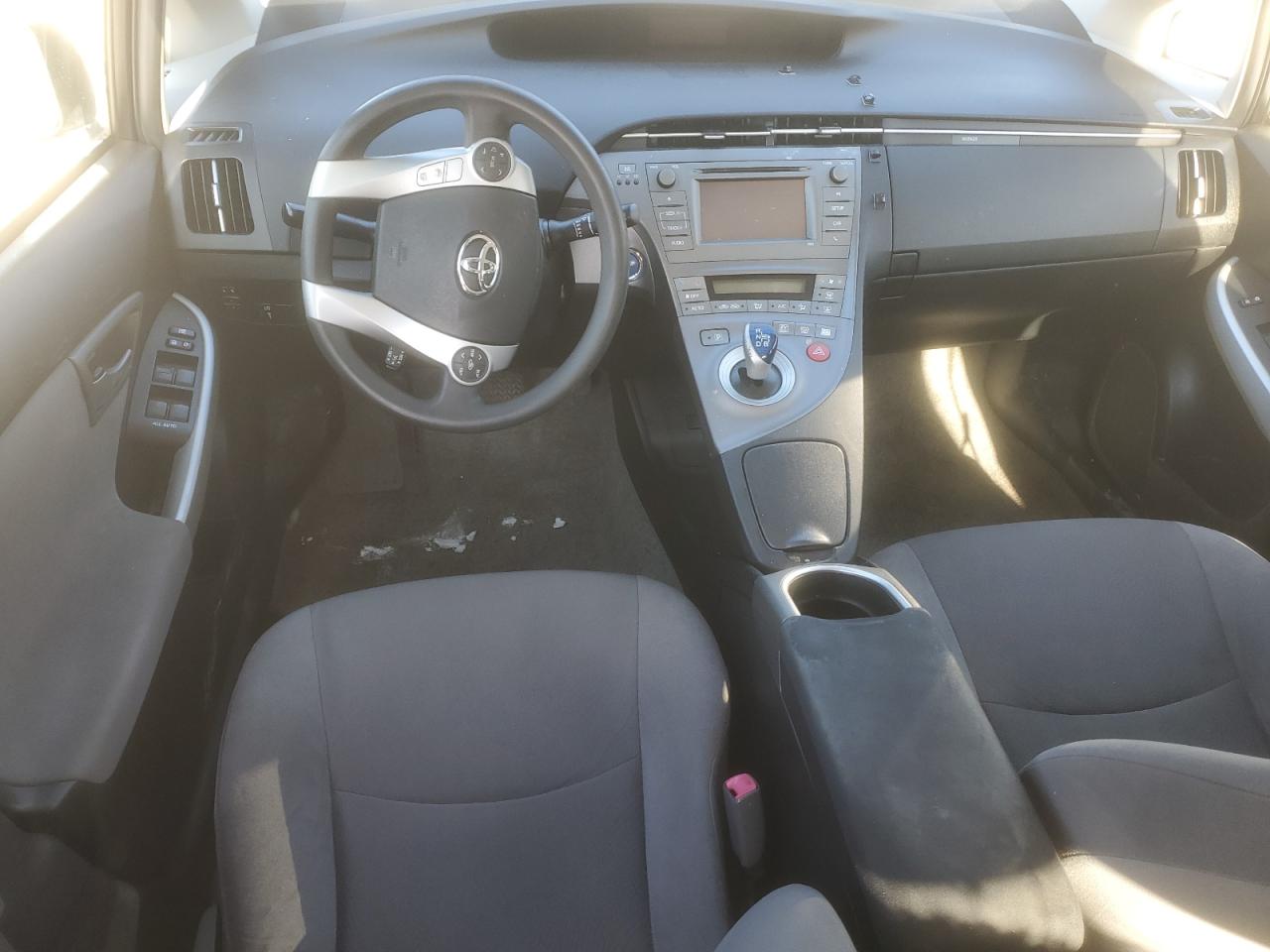 2012 Toyota Prius - Image 8