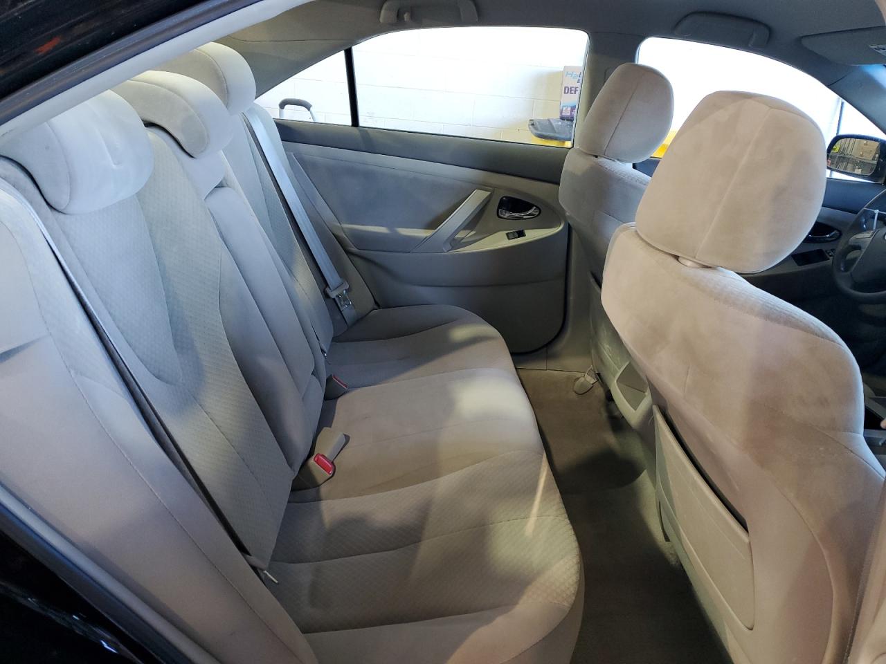 2008 Toyota Camry - Image 10