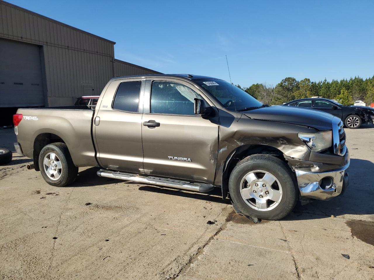 2011 Toyota Tundra - Image 4