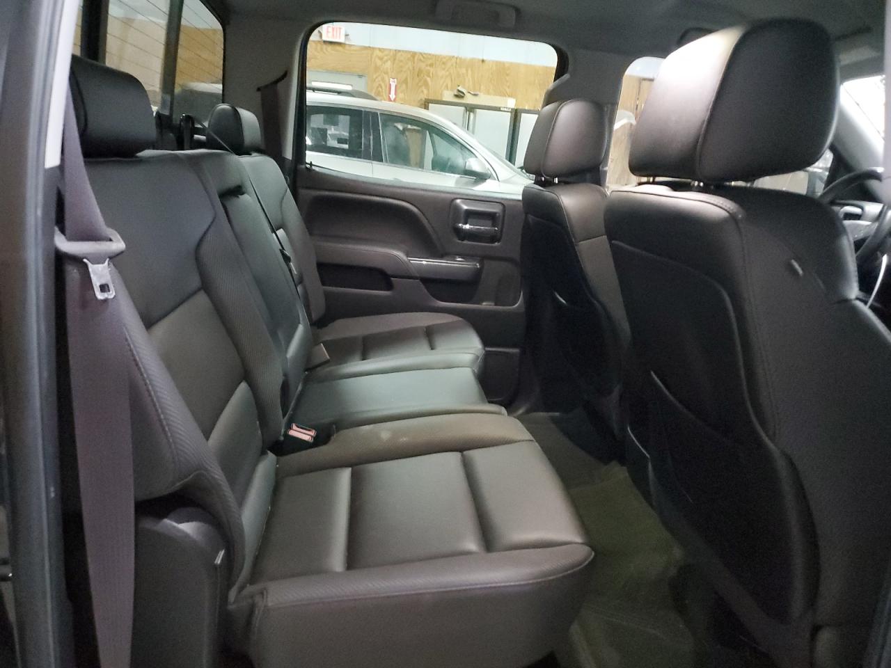 2015 GMC Sierra - Image 10