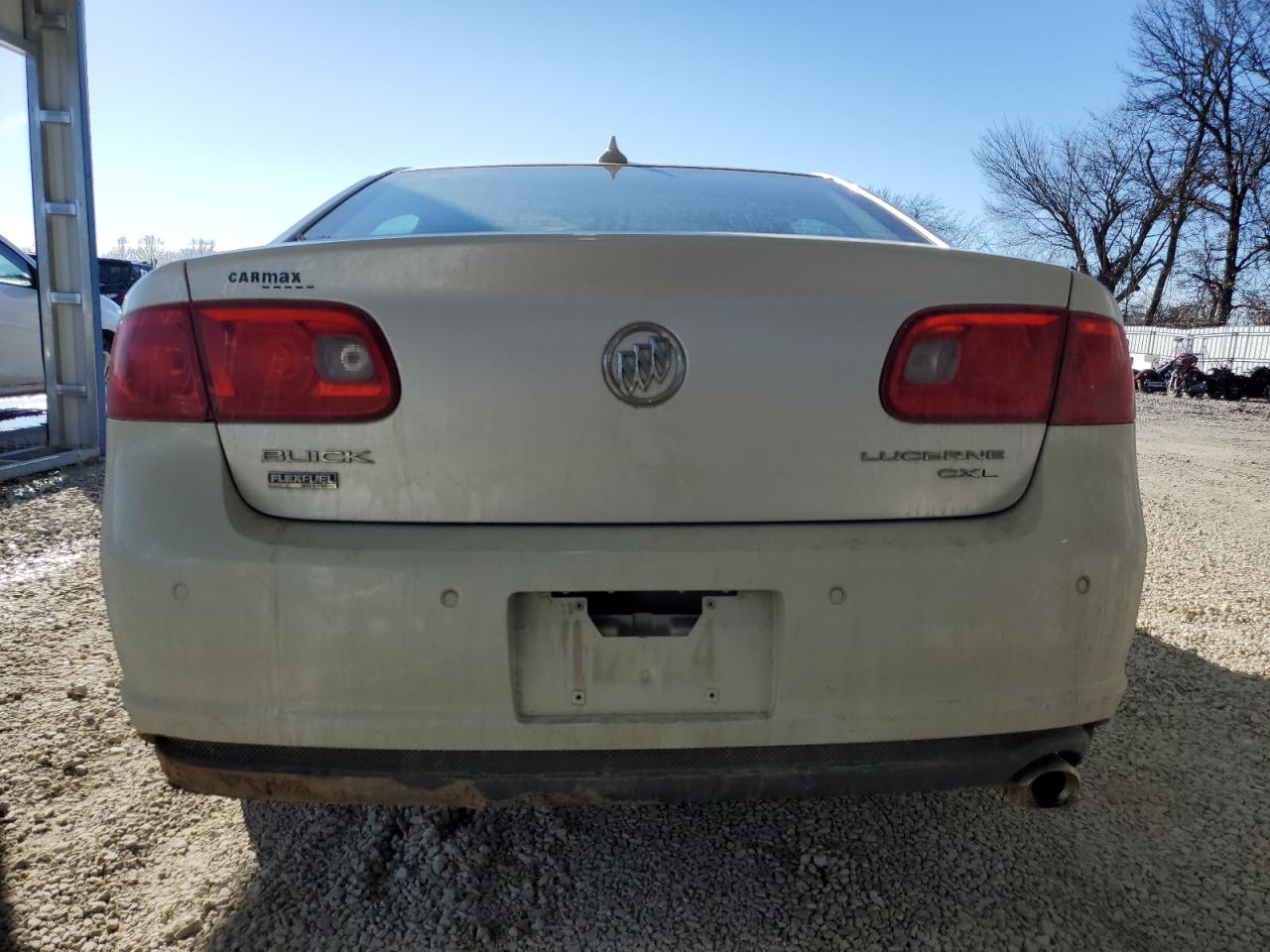 2011 Buick Lucerne - Image 6