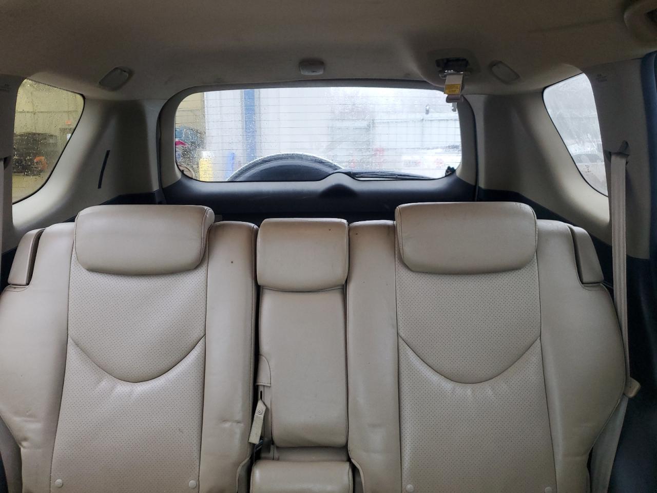 2011 Toyota RAV 4 - Image 10