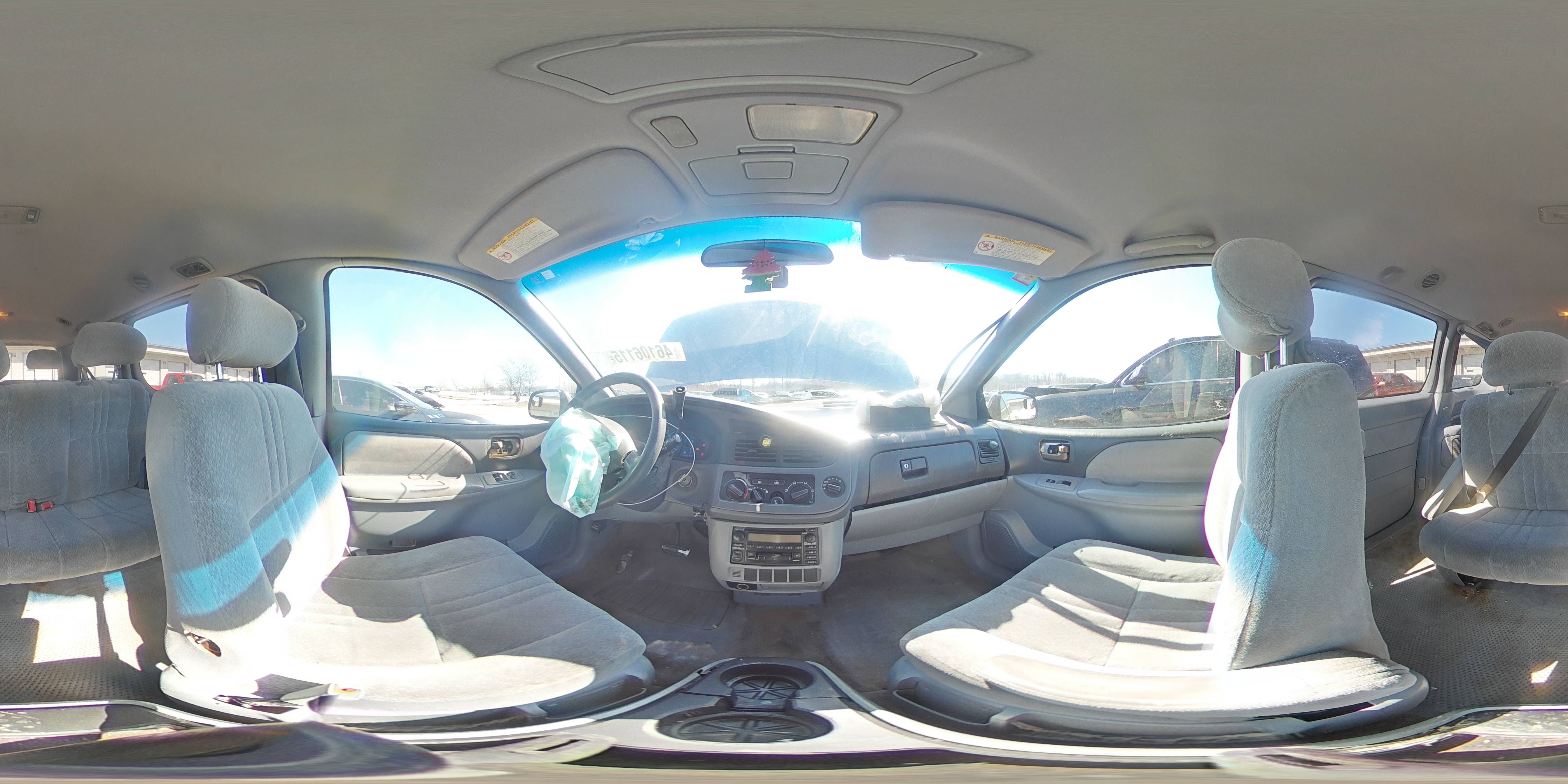 2002 Toyota Sienna - Image 13
