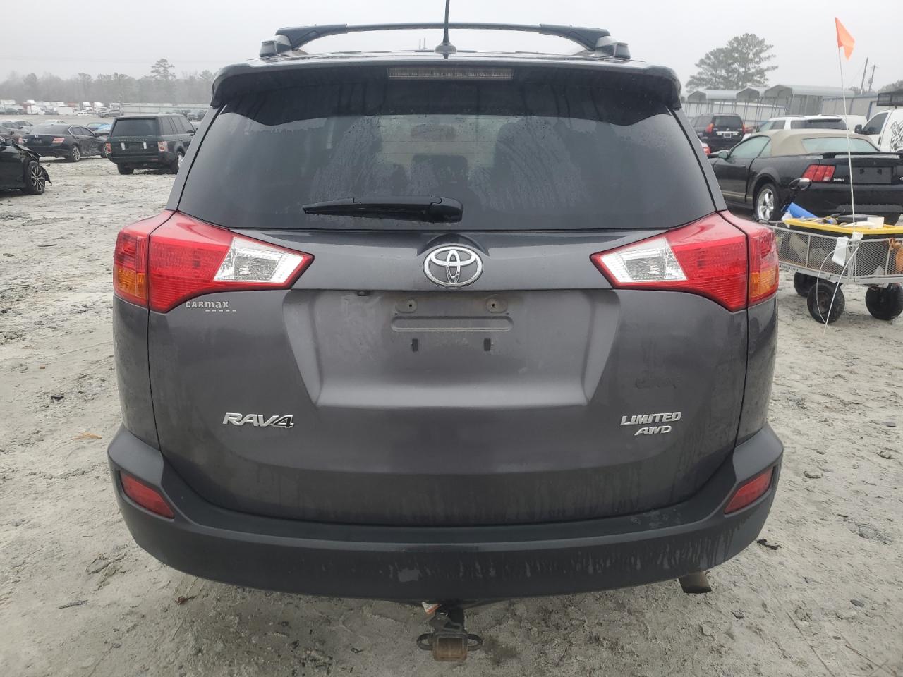 2013 Toyota RAV 4 - Image 6