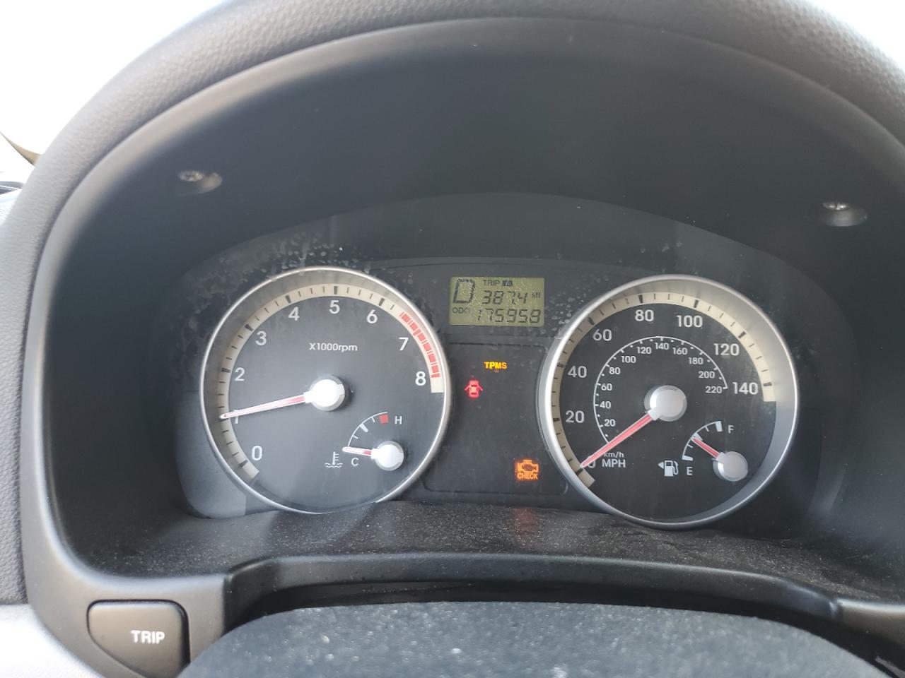 2008 Hyundai Accent - Image 9
