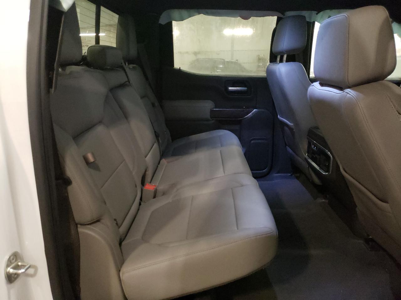 2019 GMC Sierra - Image 10