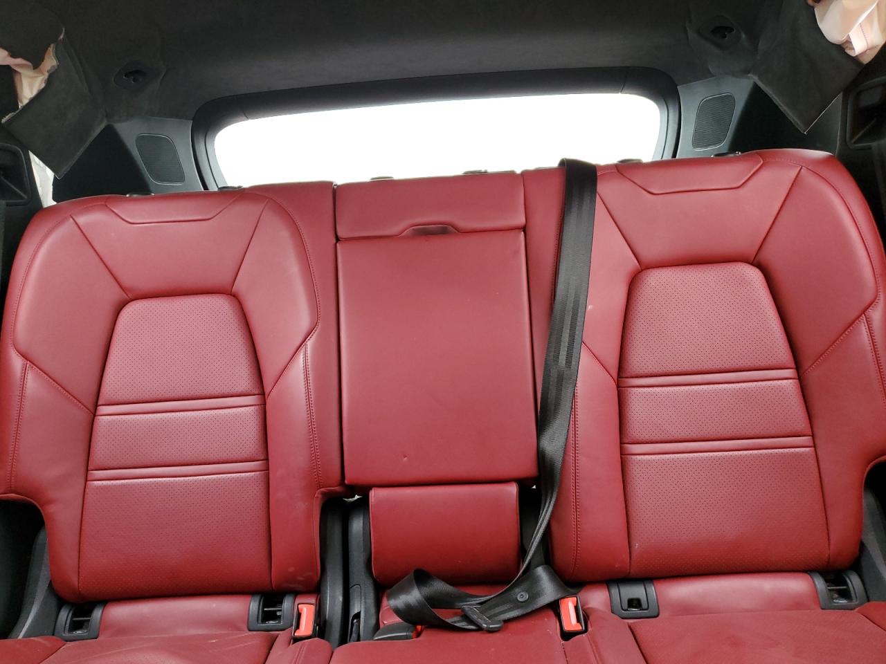 2019 Porsche Cayenne - Image 10