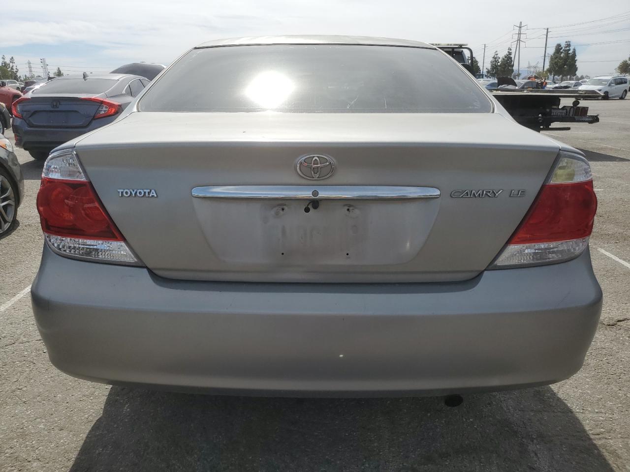 2005 Toyota Camry - Image 6