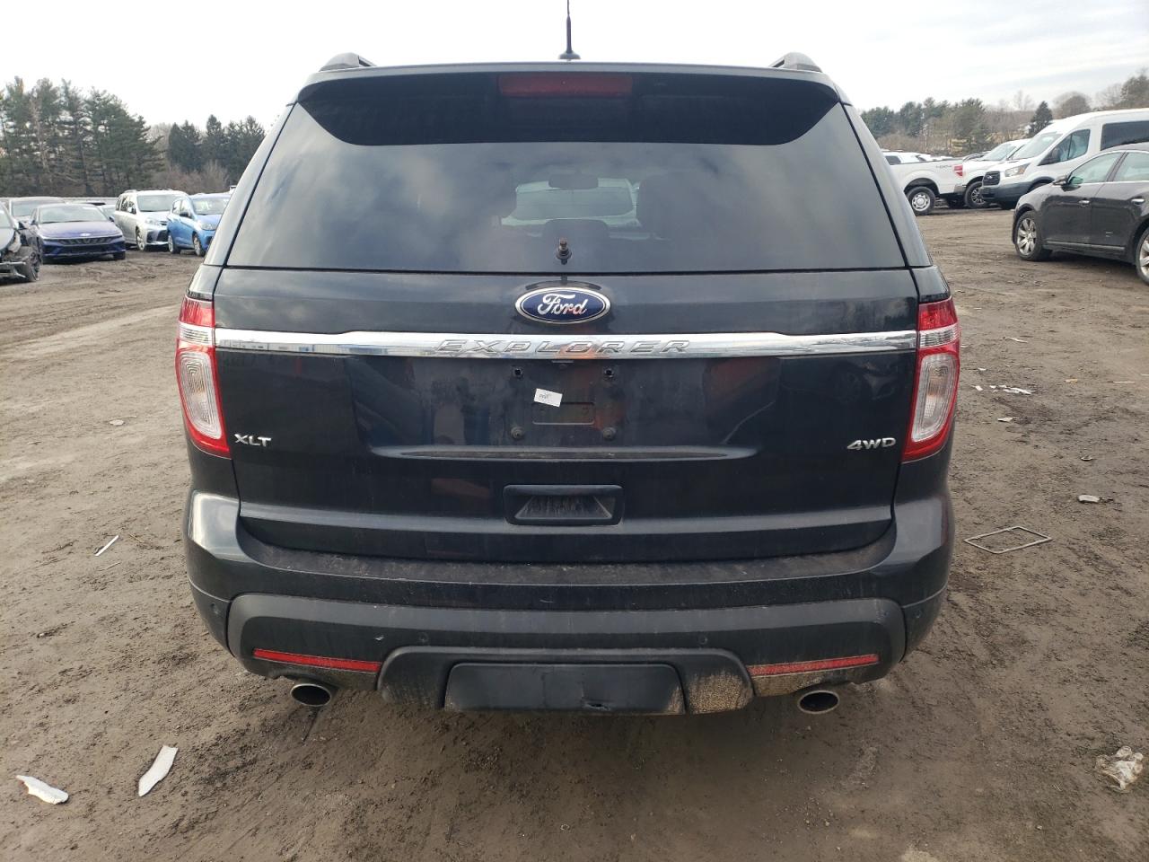 2012 Ford Explorer - Image 6