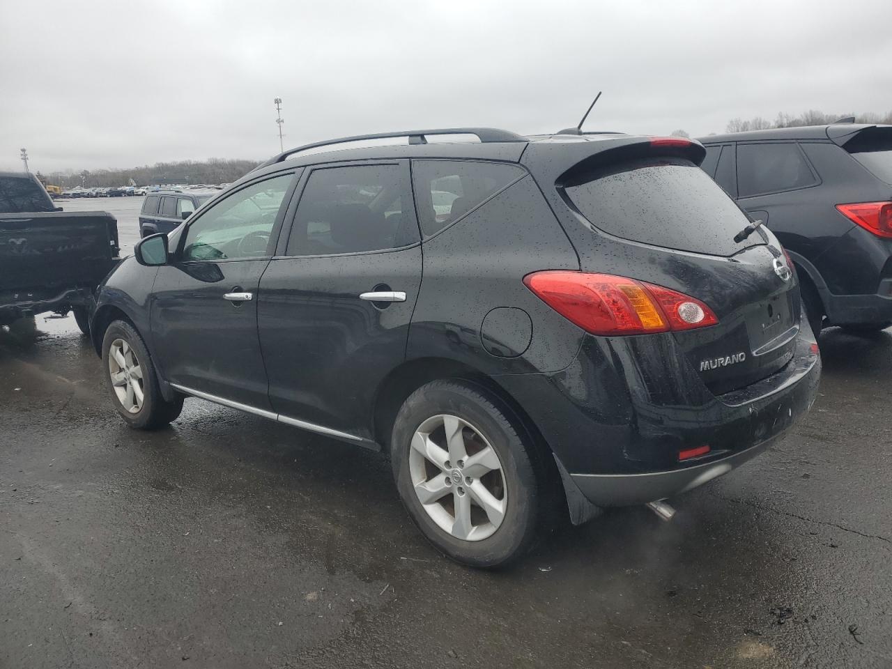 2010 Nissan Murano - Image 2