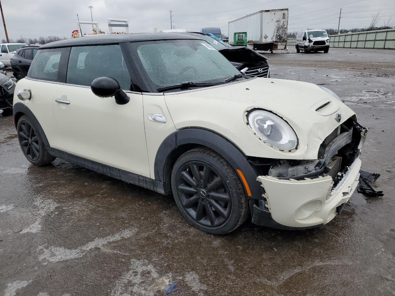 2015 MINI Cooper - Image 4