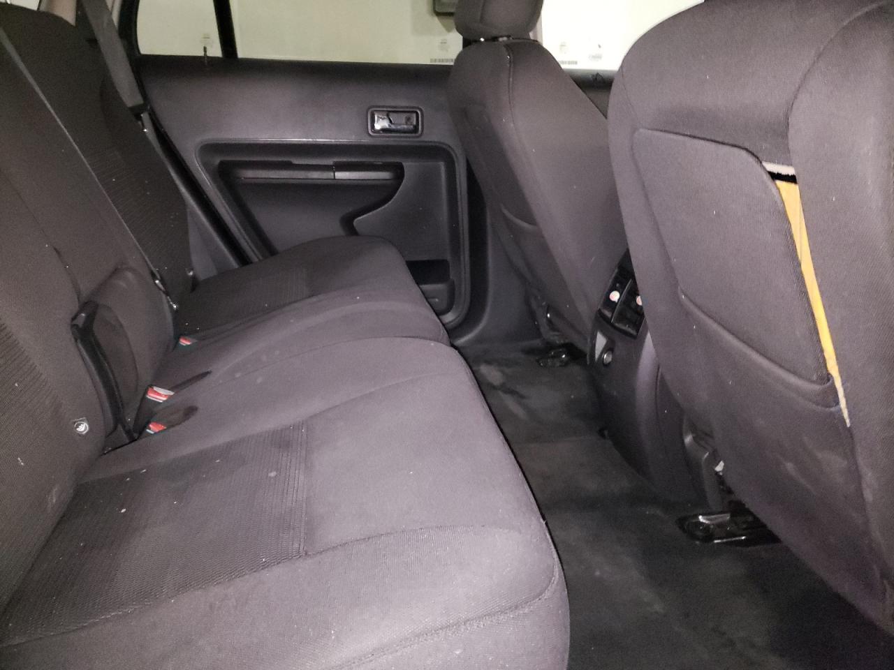 2010 Ford Edge - Image 11