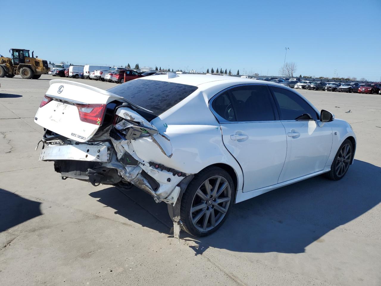 2015 Lexus GS - Image 3