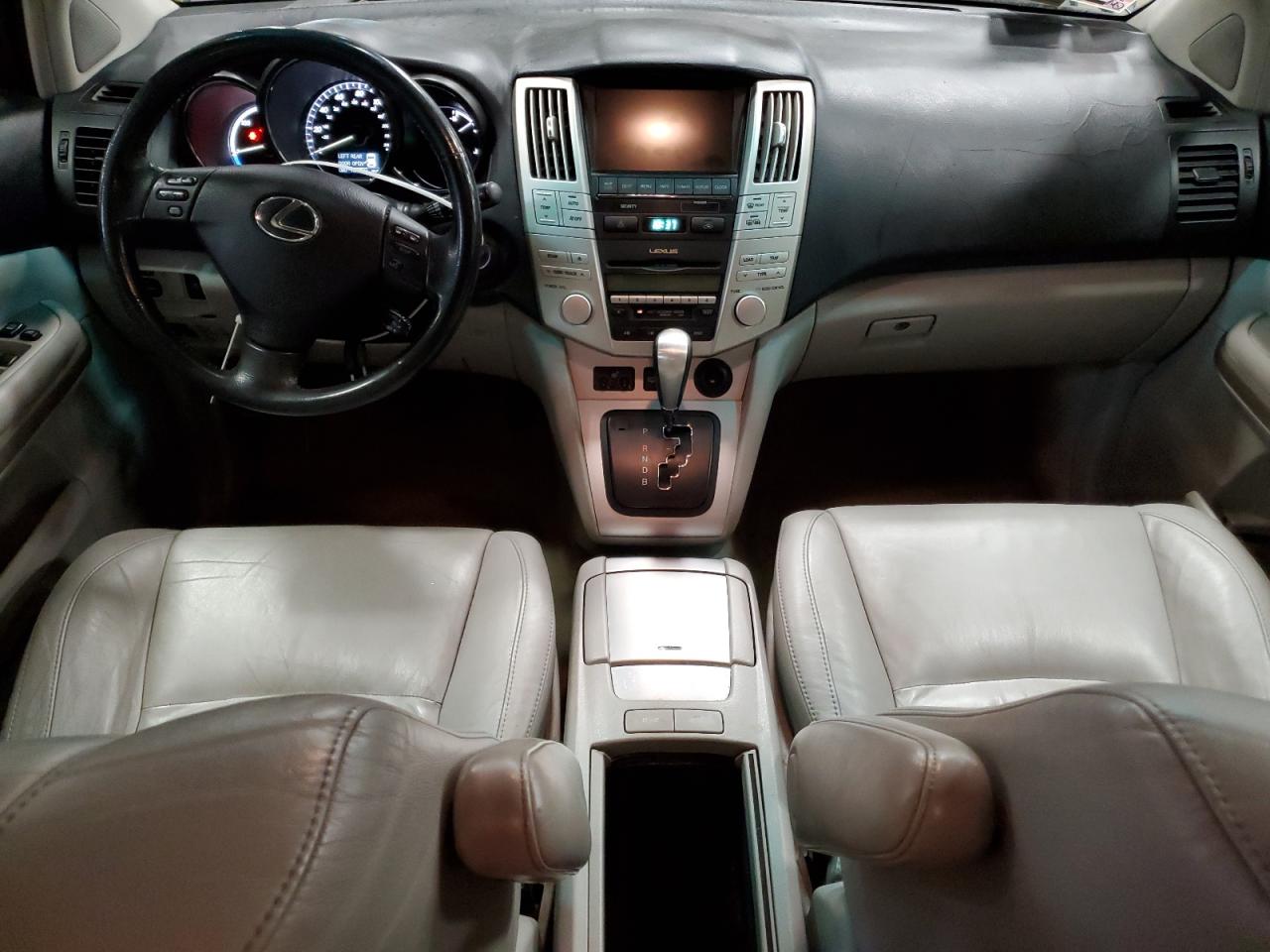 2006 Lexus RX - Image 8