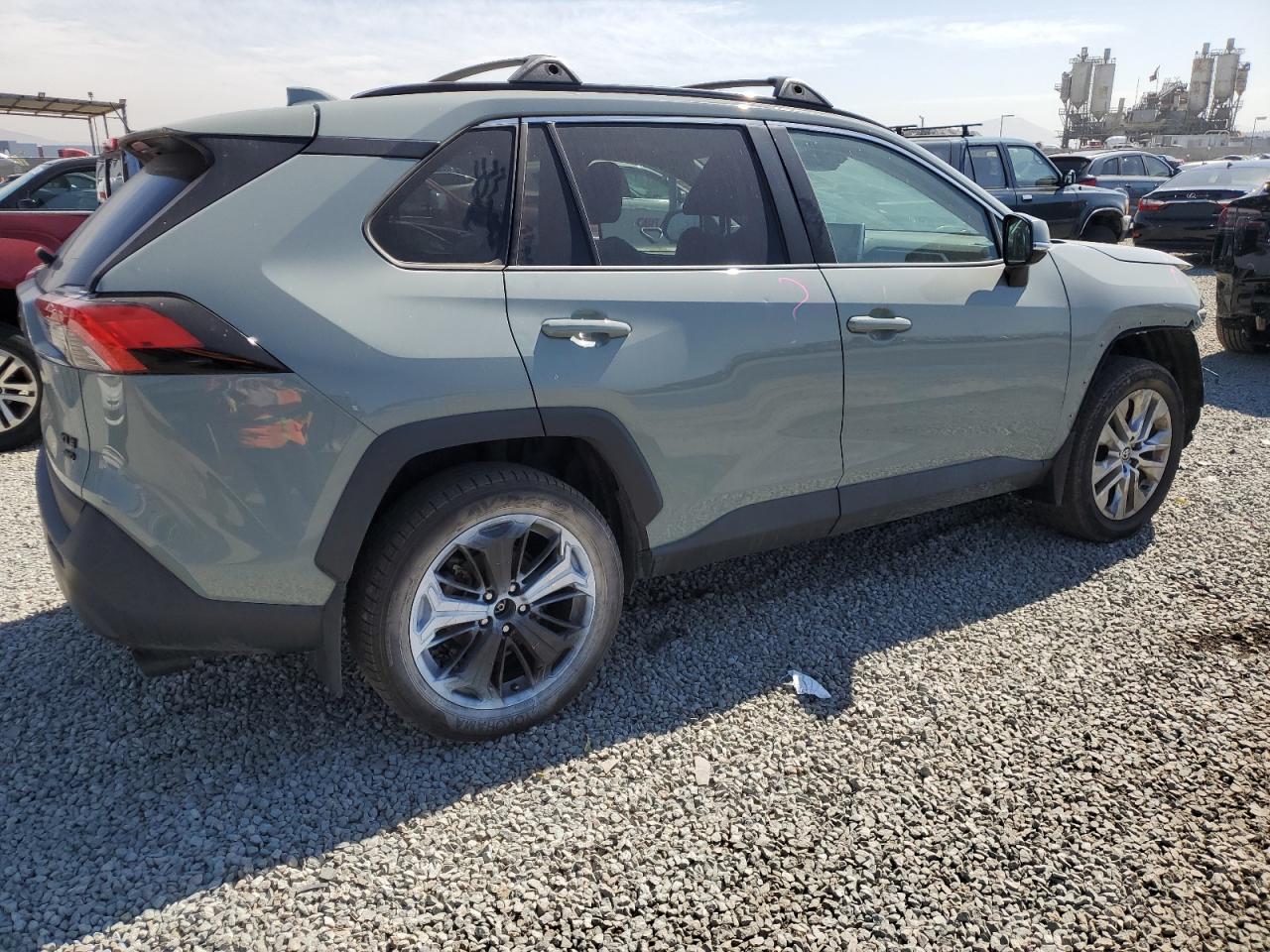 2021 Toyota RAV 4 - Image 3