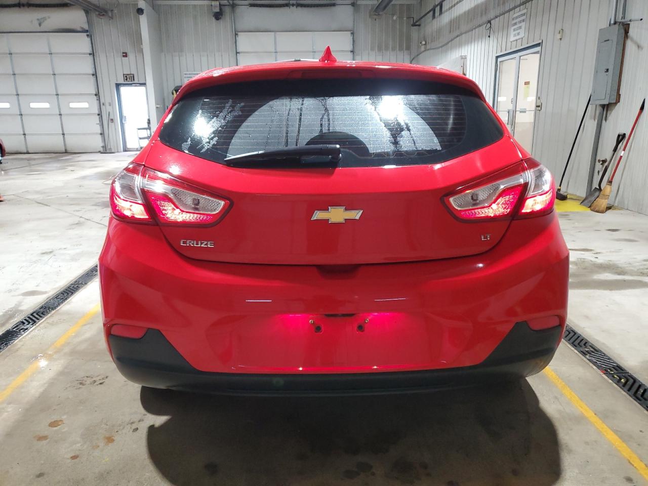 2017 Chevrolet Cruze - Image 6
