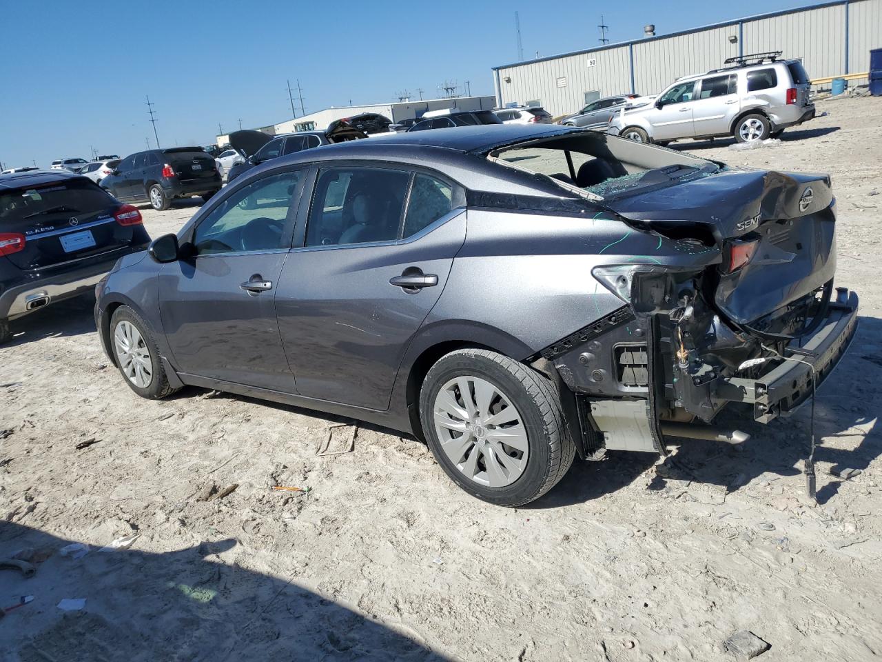 2020 Nissan Sentra - Image 2