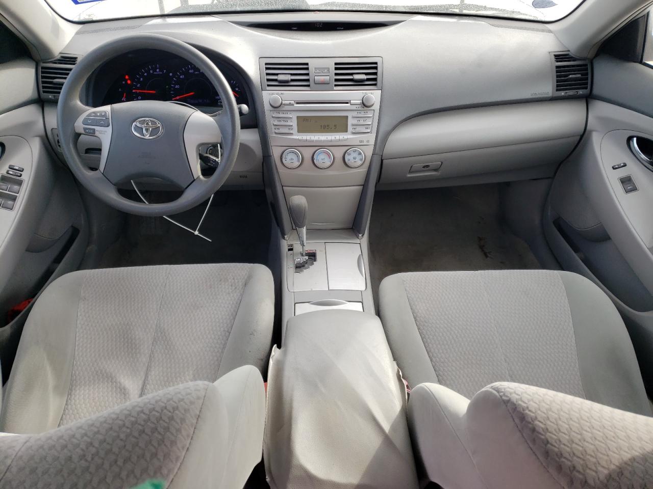 2011 Toyota Camry - Image 8