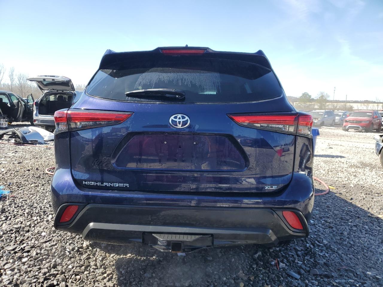 2022 Toyota Highlander - Image 6