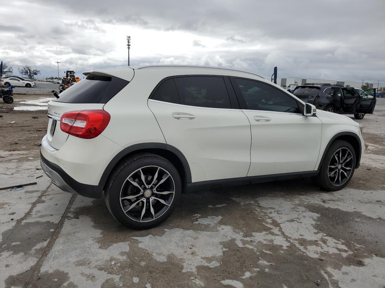 2015 Mercedes-Benz GLA-klasse - Image 3
